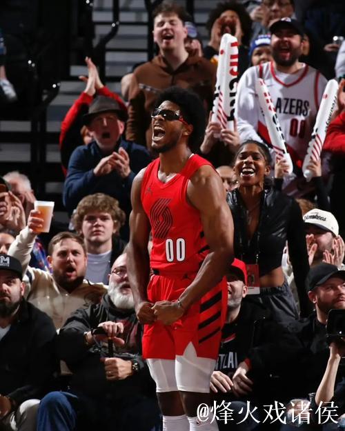 西蒙斯：展现球队实力，期待挑战热火